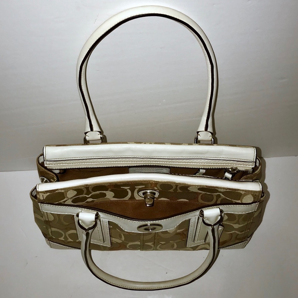 ๐2 for $80๐ Coach Hampton Ivory Optic Tote - Picture 4 of 8